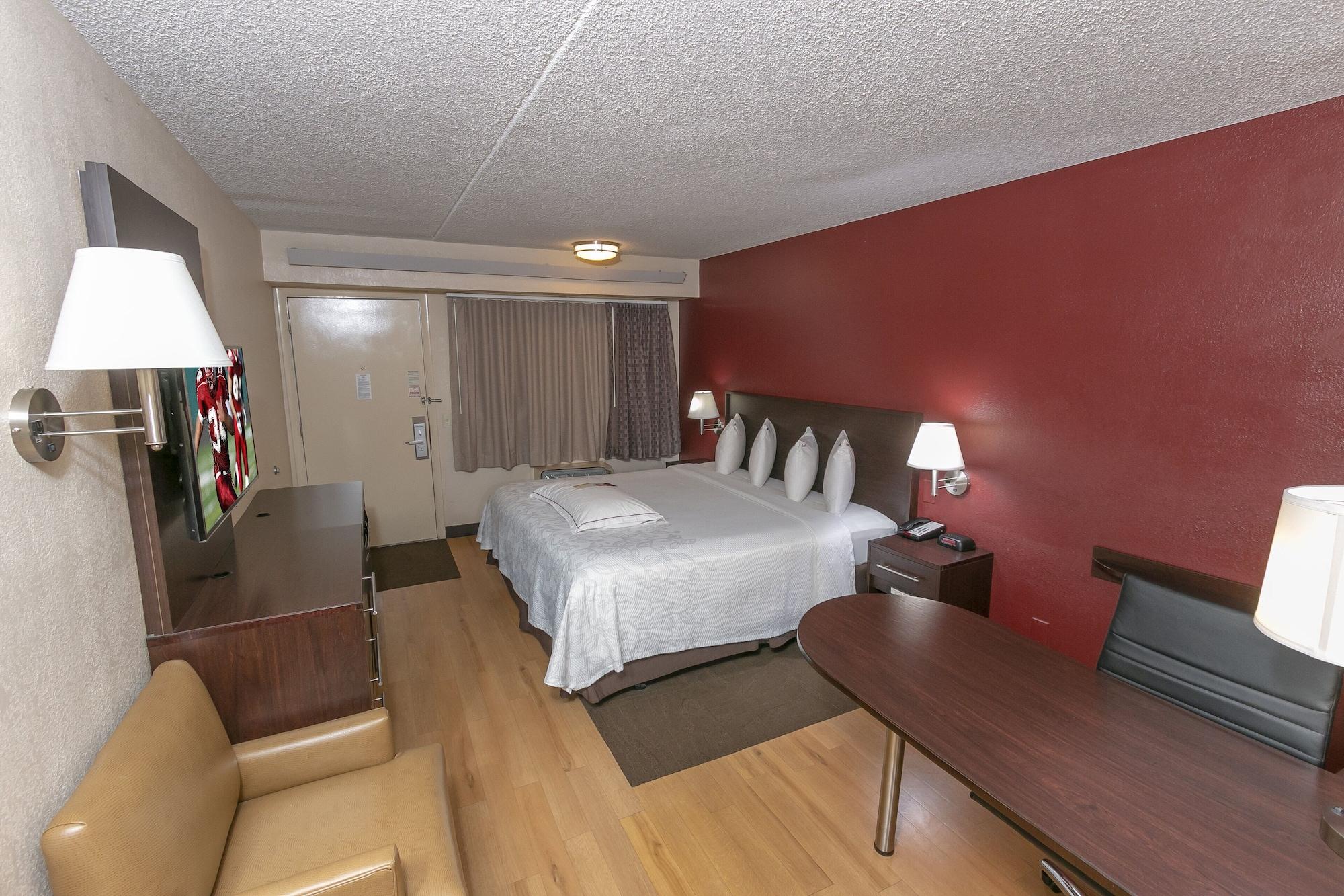Red Roof Inn Plus+ Wilmington - Newark Christiana Luaran gambar