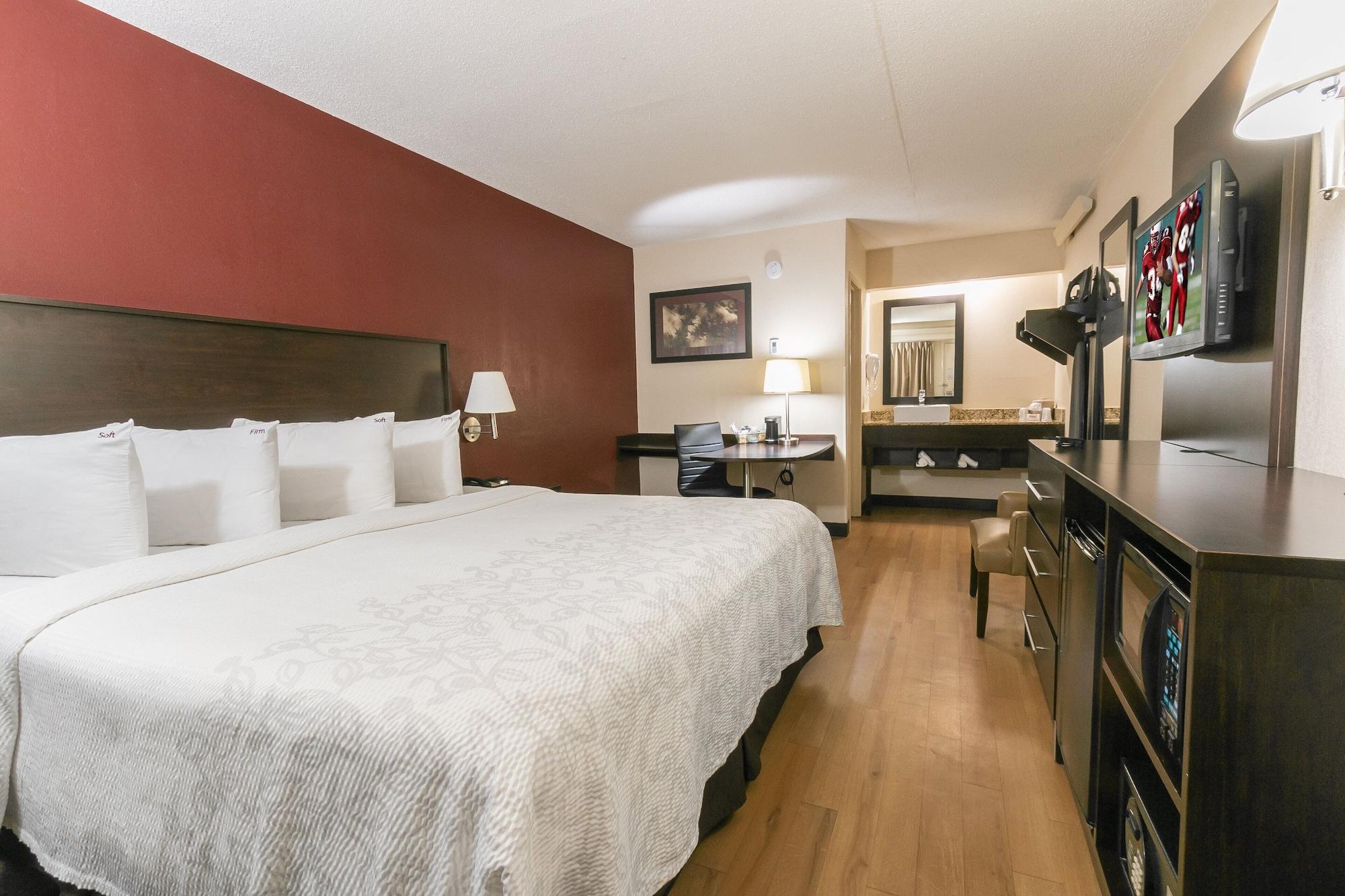 Red Roof Inn Plus+ Wilmington - Newark Christiana Luaran gambar