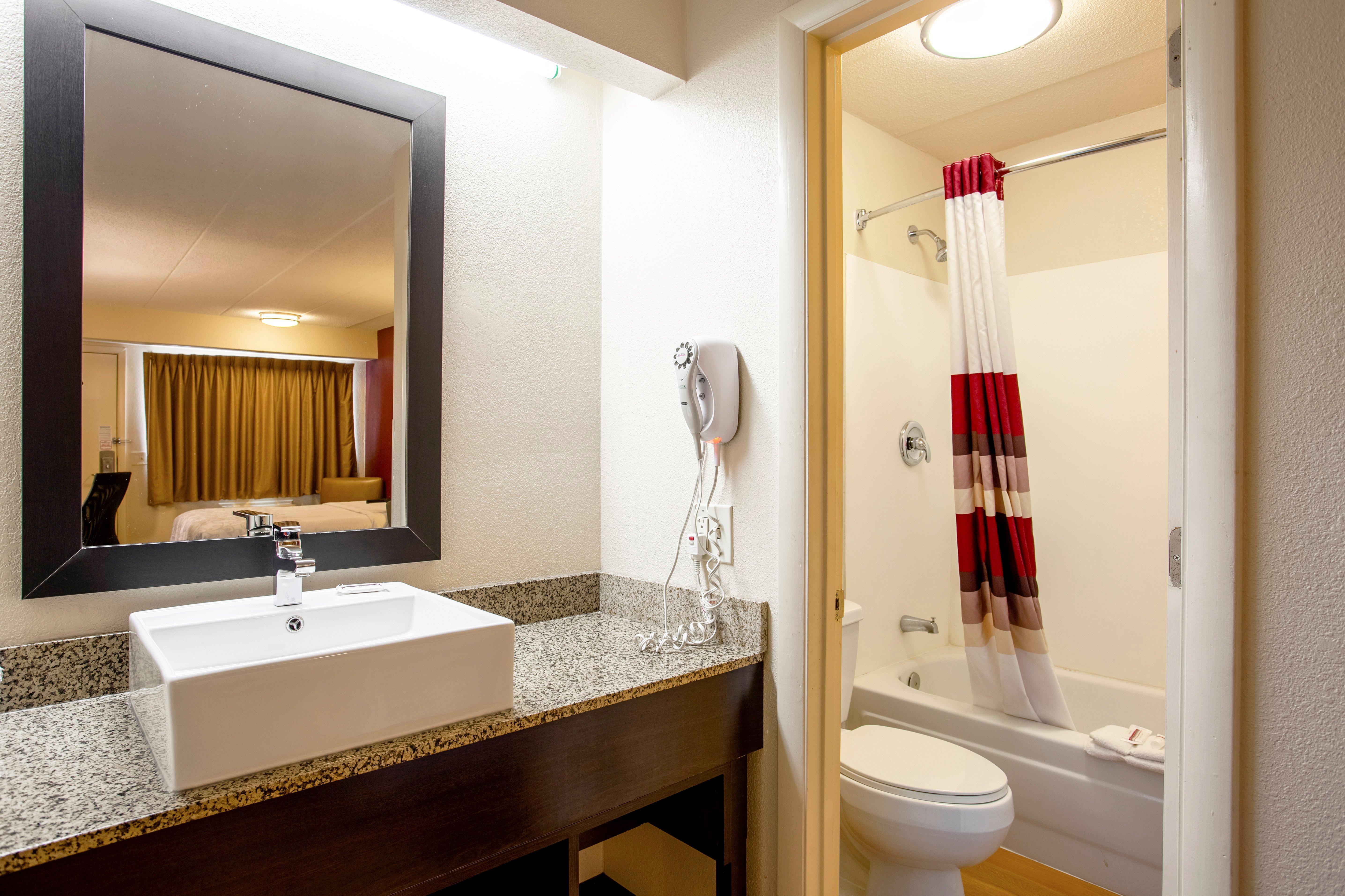 Red Roof Inn Plus+ Wilmington - Newark Christiana Luaran gambar
