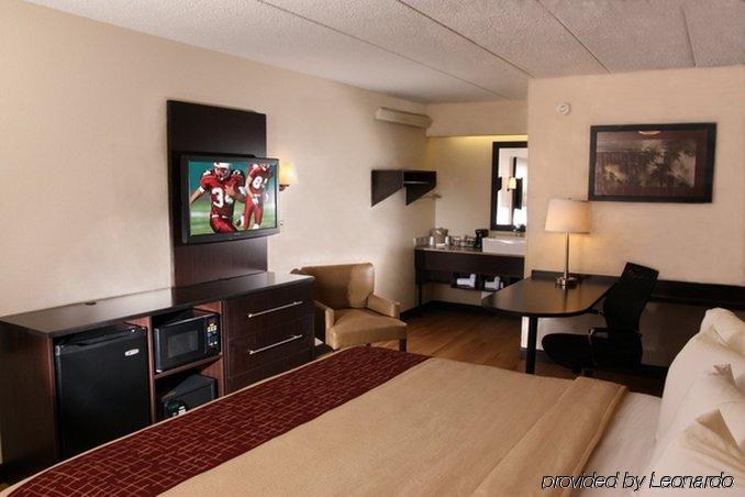 Red Roof Inn Plus+ Wilmington - Newark Christiana Bilik gambar