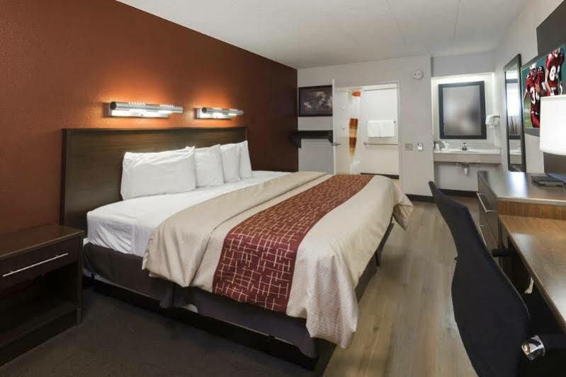 Red Roof Inn Plus+ Wilmington - Newark Christiana Luaran gambar