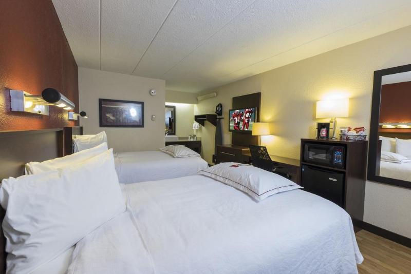 Red Roof Inn Plus+ Wilmington - Newark Christiana Luaran gambar